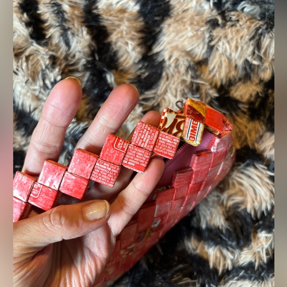 Recycled Wrapper Purse - Picture 6 of 8